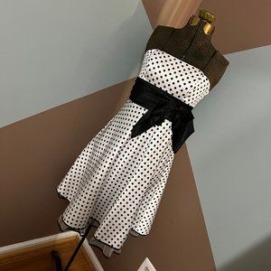 Morgan & Co. Polka Dot Formal Dress